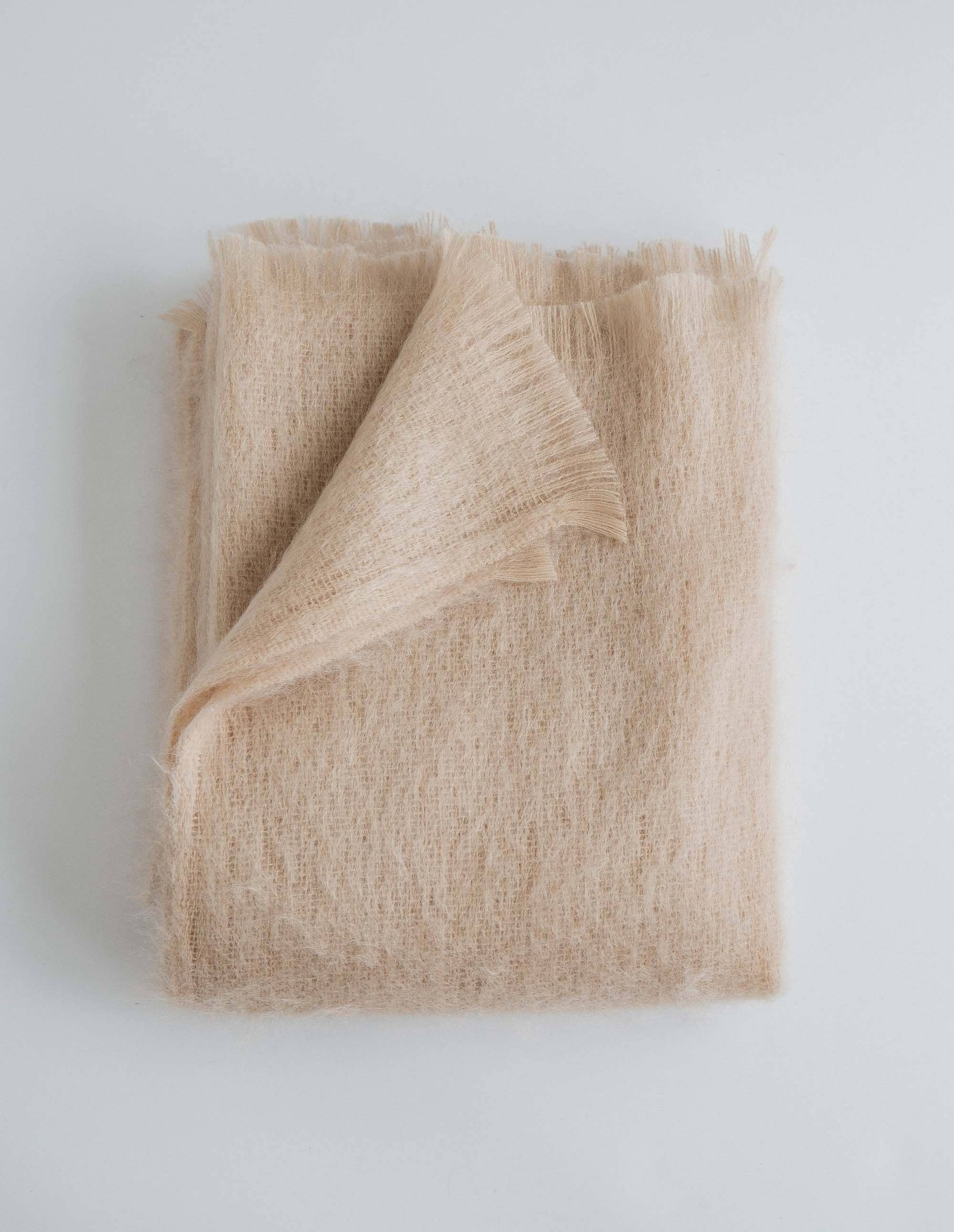 Evangeline Linens - Wholesale Throw Blanket - Mohair Throws9