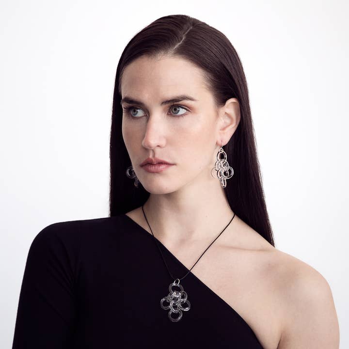 Roxann Astra Slate - Wholesale Dangle Earrings - Glass Cluster Chain Earrings