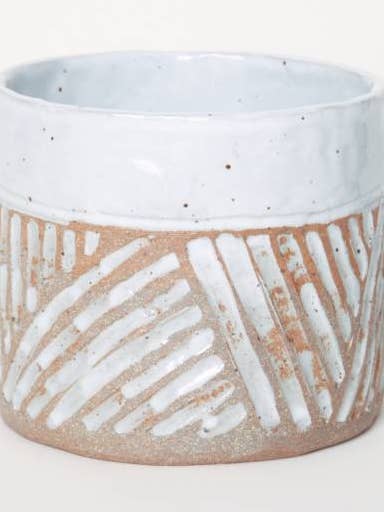Jardinière Demi-Lune pour la vente par ALICE Ceramics
