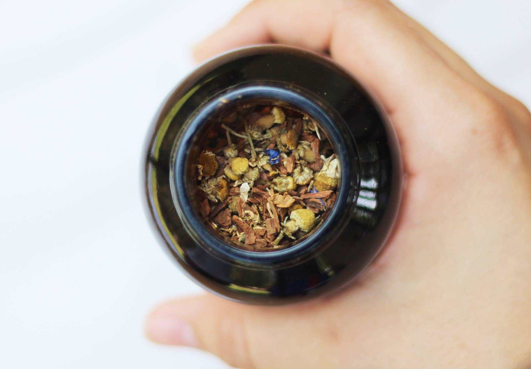 Leaf Logic - Wholesale Loose Tea - Winter Wonderland Loose Leaf Tea - Bulk or Refillable Jar1