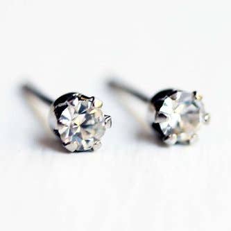 Orecchini a pois di cristallo per la vendita all'ingrosso da parte di Diament Jewelry