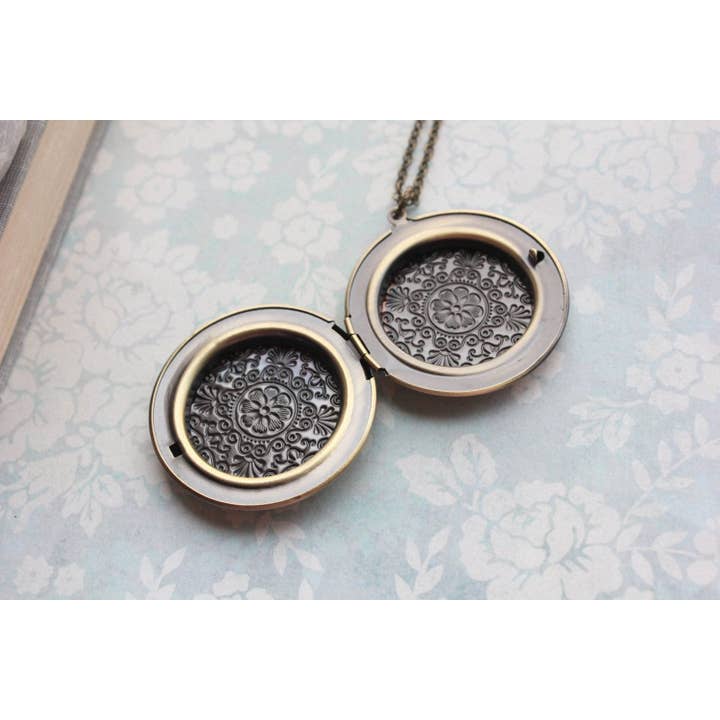 A Pocket of Posies - Vente Collier à médaillon - Médaillon rustique Verdigris lapin Style vintage3