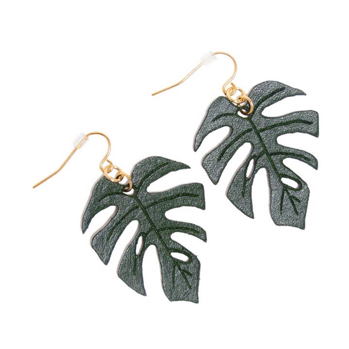 Stitch & Shutter - Wholesale Dangle Earrings - Mini Monstera Leaf Earrings0