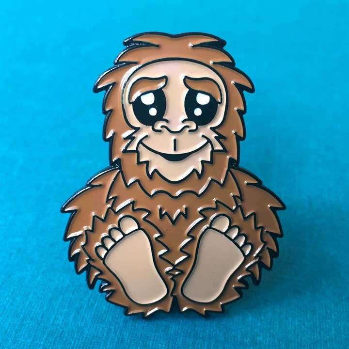 Bigfoot Sasquatch Soft Emaille Nadel 1.5" für den Großhandel von Spot Colors