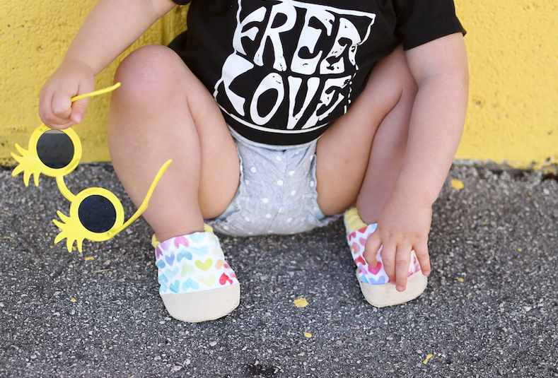 REMOVED BRAND - Wholesale Booties - Baby - Watercolor Hearts Baby Shoes1