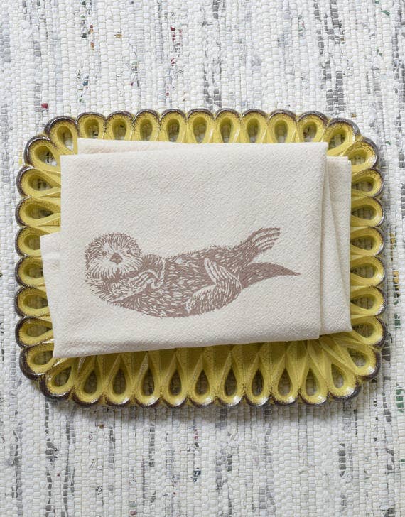 Hearth and Harrow - Wholesale Dinner & Cloth Napkin - Set of 4 Organic Cotton Sea Otter Napkins - Mocha Brown1