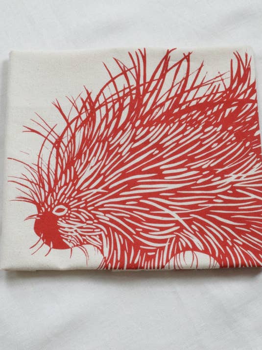 Torchon Porcupine rouge - Coton biologique - Woodland pour la vente par Hearth and Harrow
