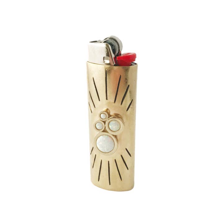 Étui pour briquet nébuleuse avec opale pour la vente par Therese Kuempel Jewelry