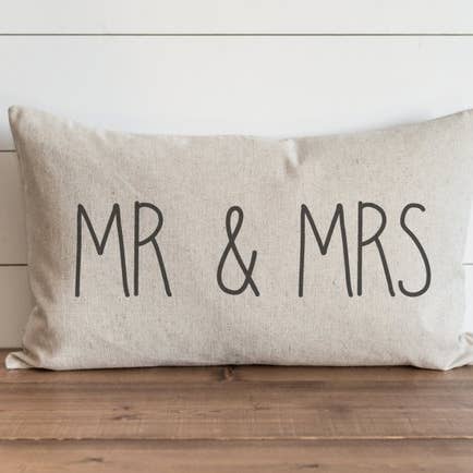 Funda de almohada Mr & Mrs para venta al por mayor de Porter Lane Home
