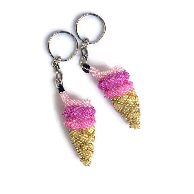 Lumily – wholesale Nyckelringar - Dam – Glass Cone Seed Pärla Nyckelkedja - Guatemala4