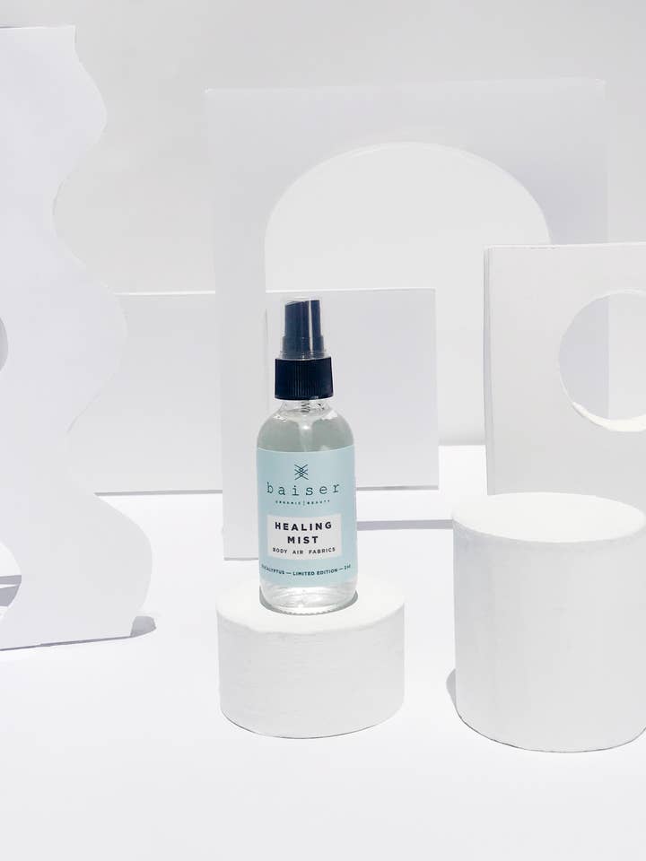 Brume de guérison d'eucalyptus pour la vente par Baiser Beauty