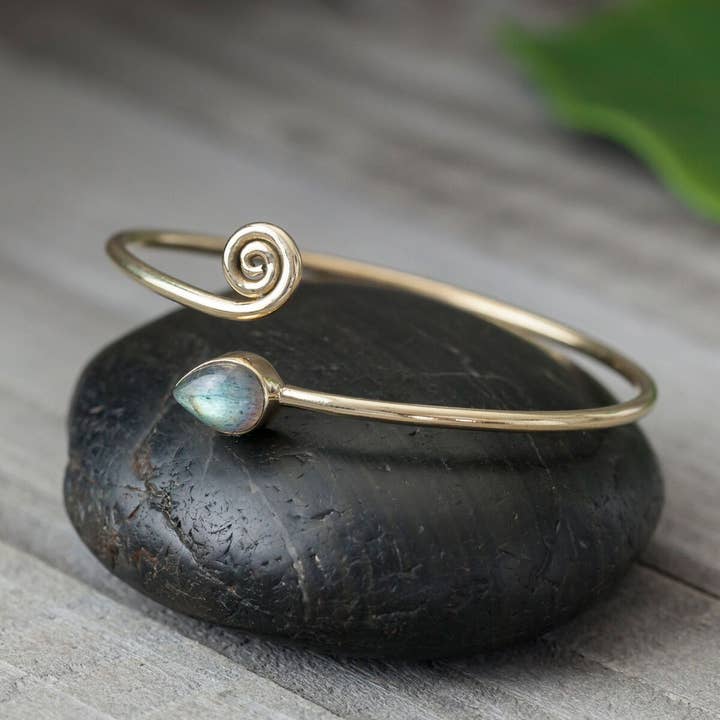Baizaar - Wholesale Cuff Bracelet - Brass Serpent Bracelet with Labradorite Stone