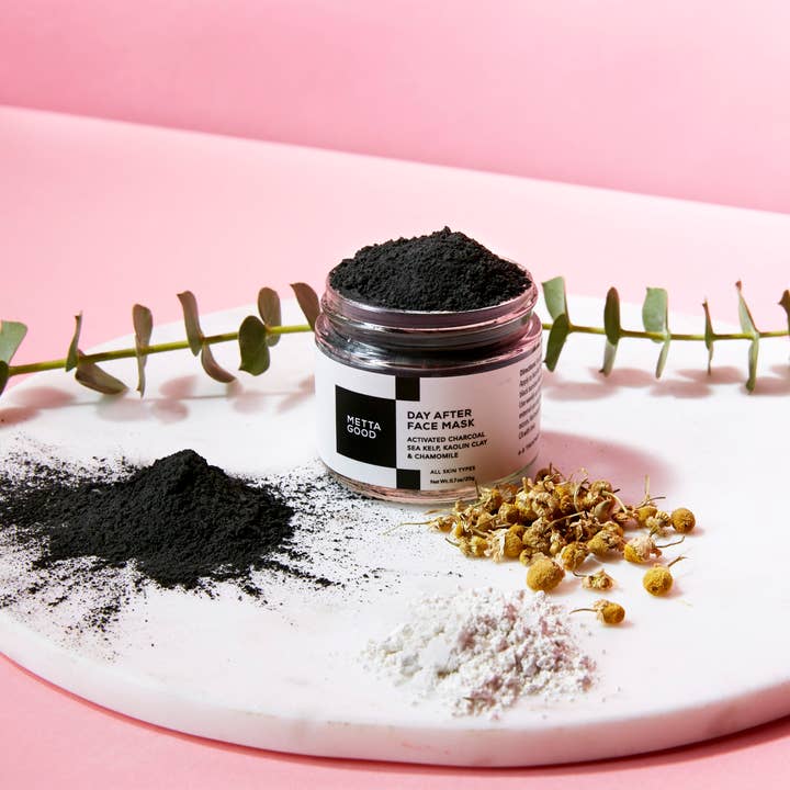 METTA GOOD – Großhandel Gesichtsmaske – Charcoal - Kelp - Blumen-Gesichtsmaske