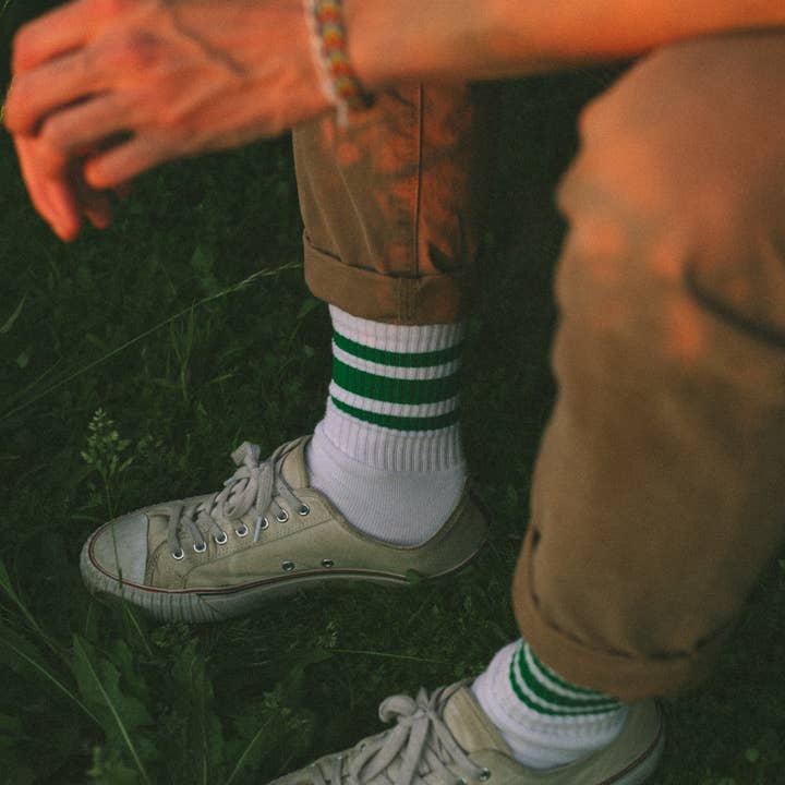 SOCCO - Wholesale Socks – Unisex - SOCCO Green Striped Crew | White2