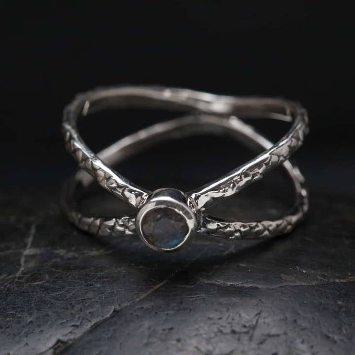 Sterling Silver Textured Labradorite Crossbar Ring for wholesale by Baizaar