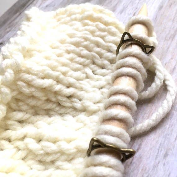 10 - Large Cat Stitch Markers - Set of 10 for wholesale by Laura Hand Knits