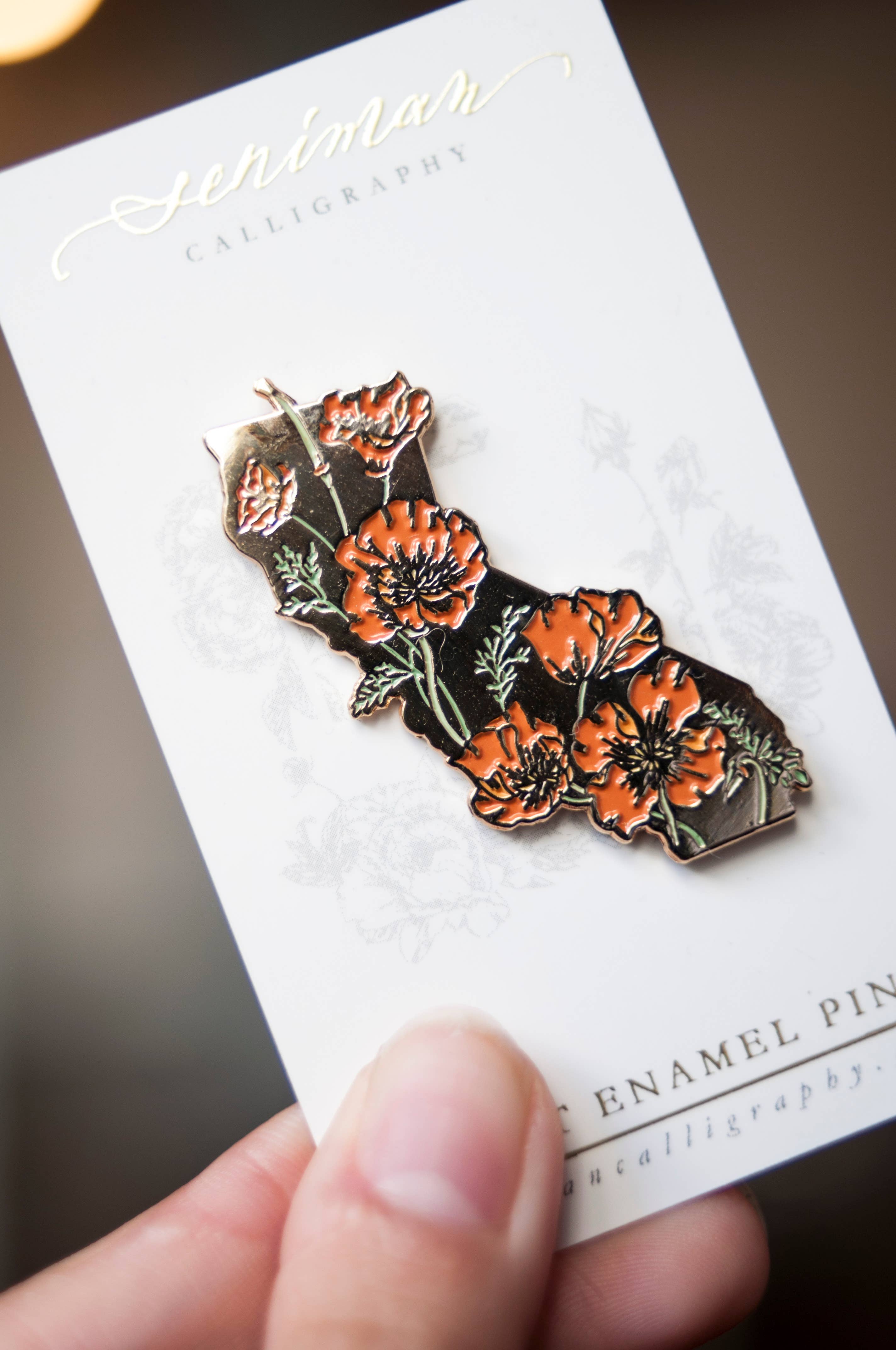 Seniman Calligraphy - Wholesale Lapel Pin/Button - California Poppy Gold Enamel Pin1