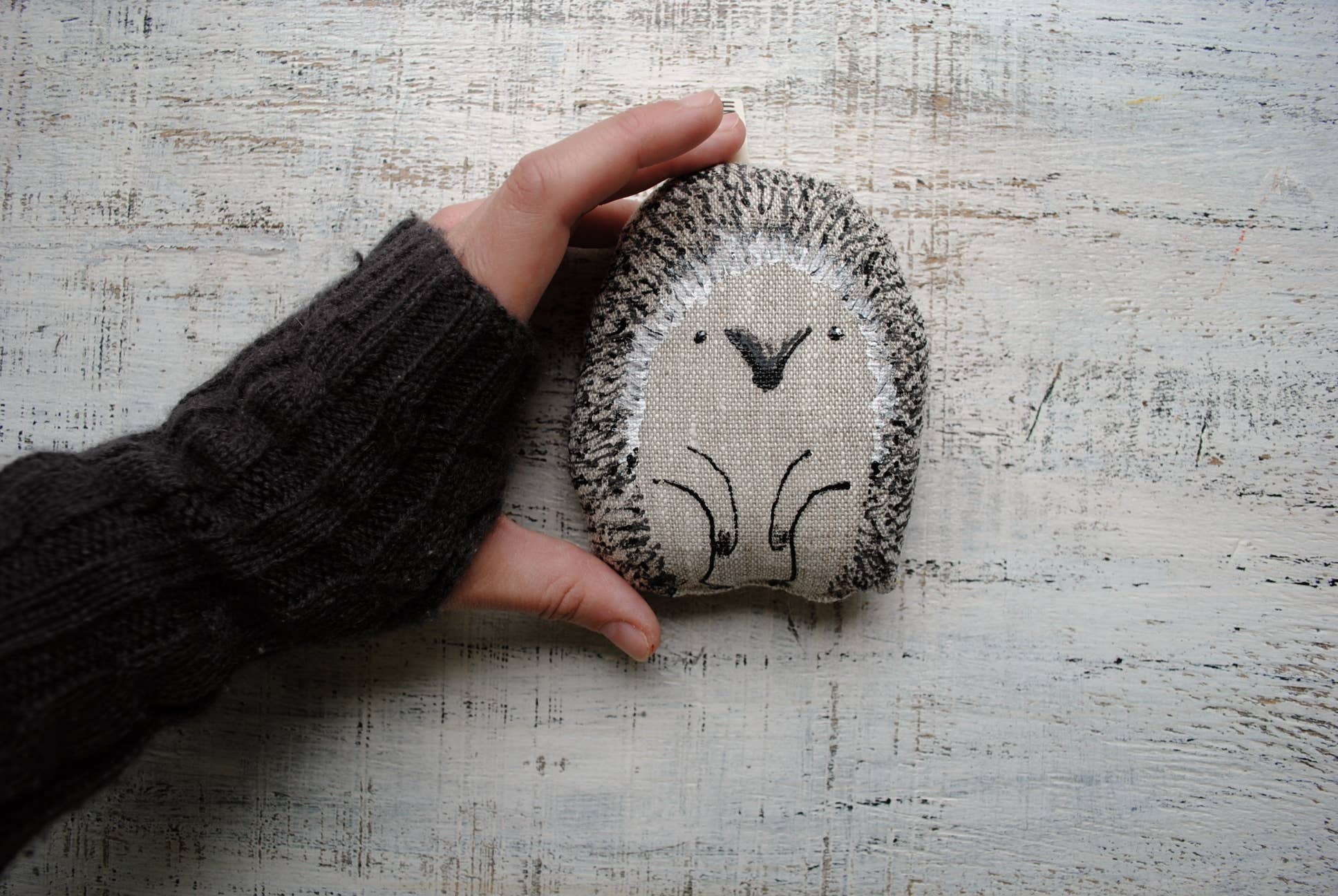 HandyHappy - Wholesale Ornament - Hedgehog Ornament 4" Woodland Animal Totem2