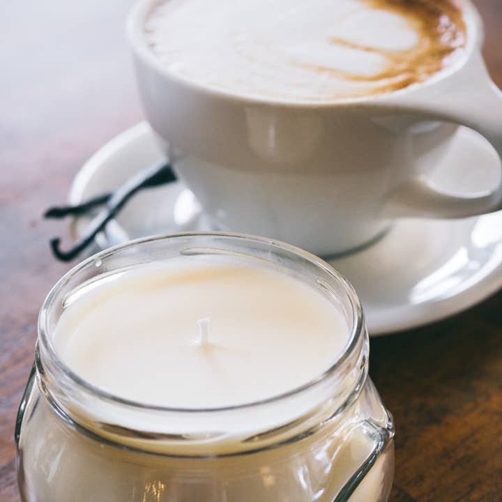 Velvet Whiskey Candle Co - Wholesale Jar/Filled Candle - 11 oz Vanilla Latte Candle