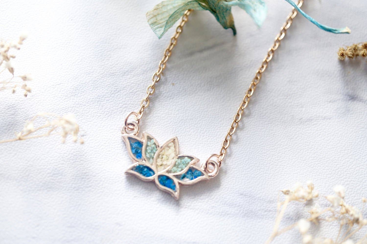 Ann + Joy - Wholesale Pendant/Charm Necklace - Rose Gold Ombre Lotus Flower Real Pressed Flowers and Resin Necklace1