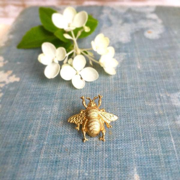 Red Truck Designs - Wholesale Brooch - Gold Bumblebee Tie Tack / Brooch Spring Honeybee
