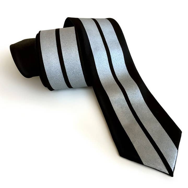 Cyberoptix Tie Lab - Wholesale Necktie - Men's - Racing Stripes: Le Mans First Place Microfiber Necktie1