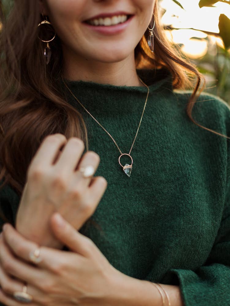 Saressa Designs - Wholesale Pendant/Charm Necklace - Albatross Necklace - Crystal Quartz2