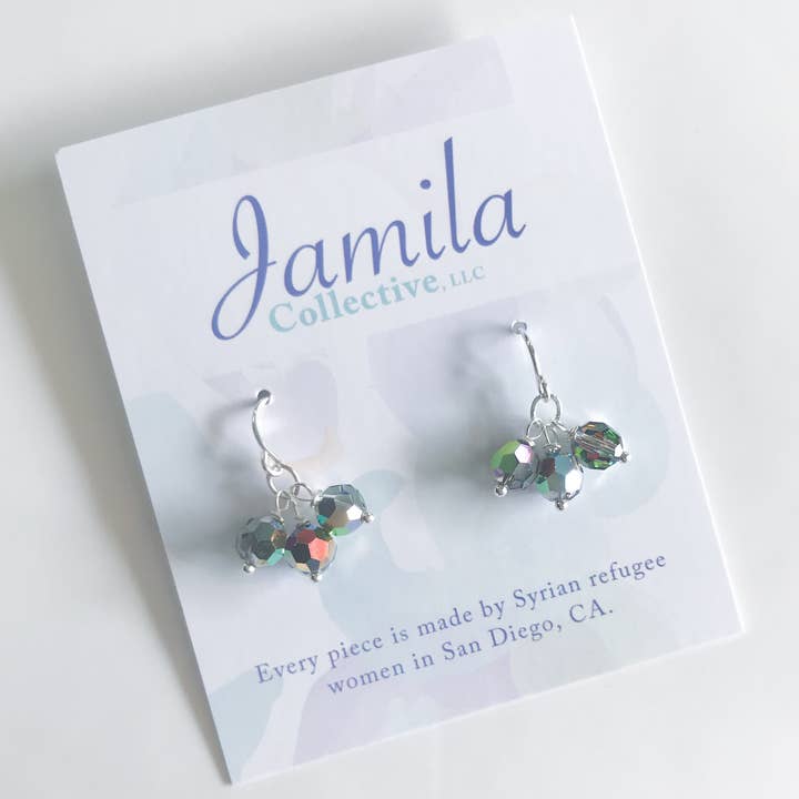 Aya Cluster Orecchini - Arcobaleno scuro per la vendita all'ingrosso da parte di Jamila Collective, LLC