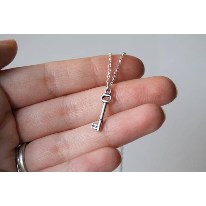 Enchanted Leaves - Wholesale Pendant/Charm Necklace - 18" Teeny Tiny Skeleton Key Necklace