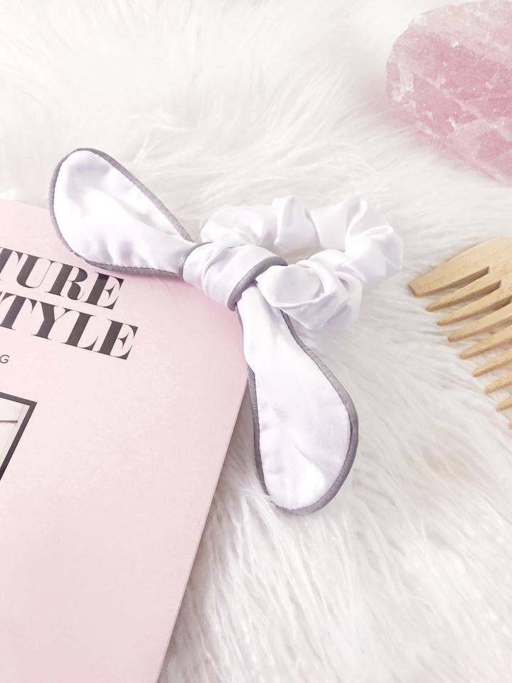 Madison and White - Wholesale Scrunchie - Women's - Healthy Hair Tie1