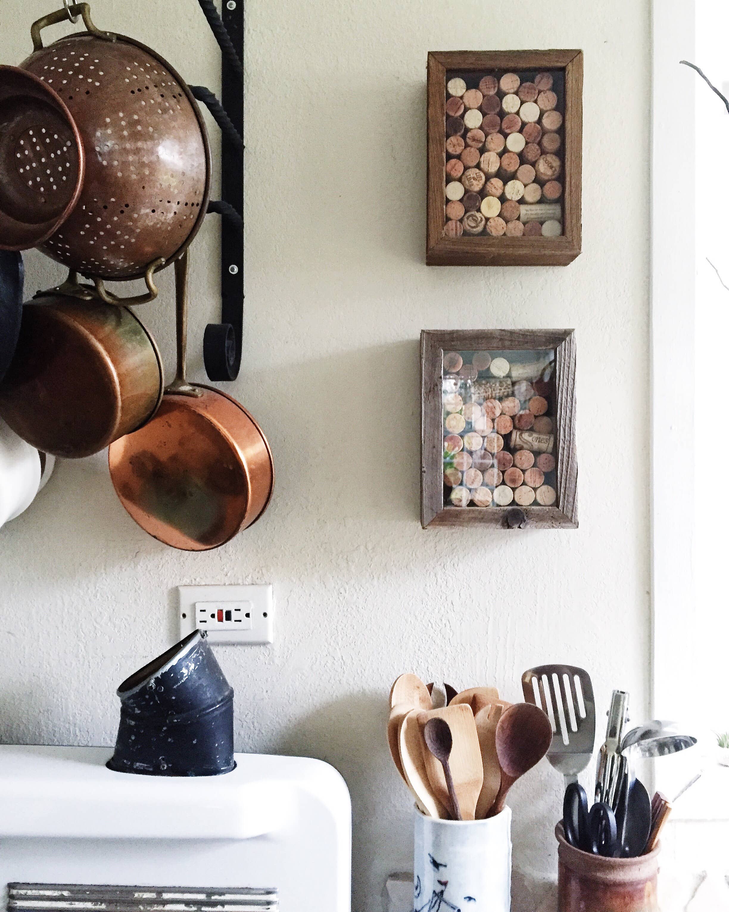 Alibi Interiors - Wholesale Picture Frame - Reclaimed Wood Shadow Box Picture Frame 5x73