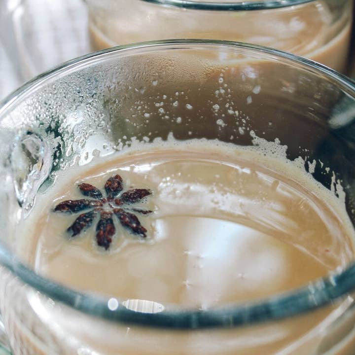 Oliver Pluff & Company - Wholesale Loose Tea - Masala Chai - Loose Tea in Signature Tea Tin2