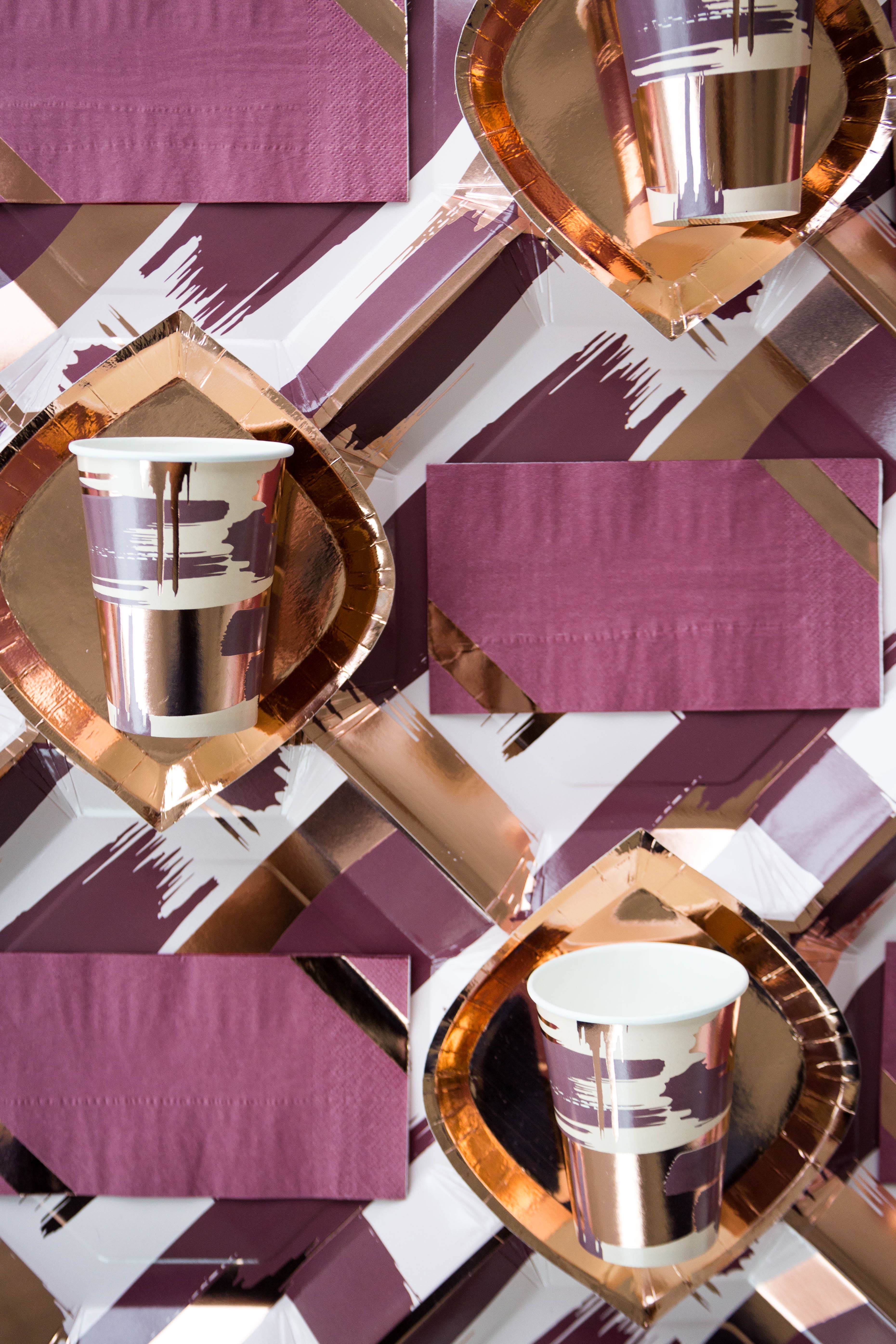 Jollity & Co. + Daydream Society - Vente Gobelets jetables - Tasses mauve-elous 12 oz - 8 Pk.2