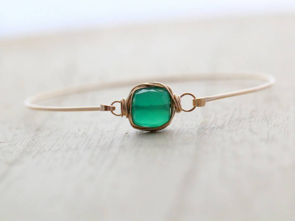 Saressa Designs - Venta al por mayor Brazalete - Pulsera apilable de piedras preciosas, ónix