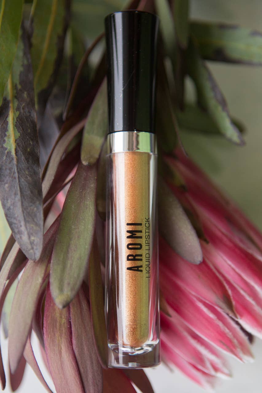 Aromi - Wholesale Lipstick - Gold Digger Metallic Liquid Lipstick2