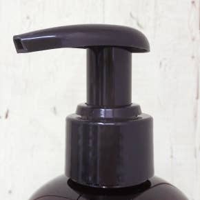 Green Daffodil Bath & Body - Wholesale Body Cream/Lotion - Traverse City Cherry Soy Lotion Pump Bottle - Michigan3