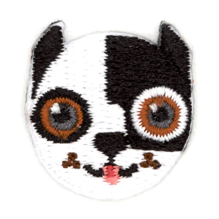 Patch autocollant brodé pour chien Pitbull pour la vente par These Are Things