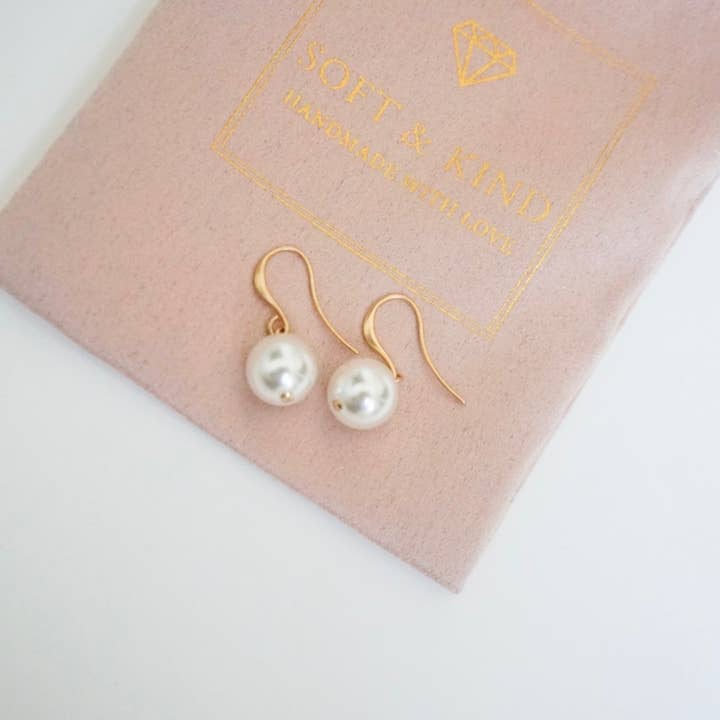 Pearl Dangle Earrings for wholesale by Soft and Kind