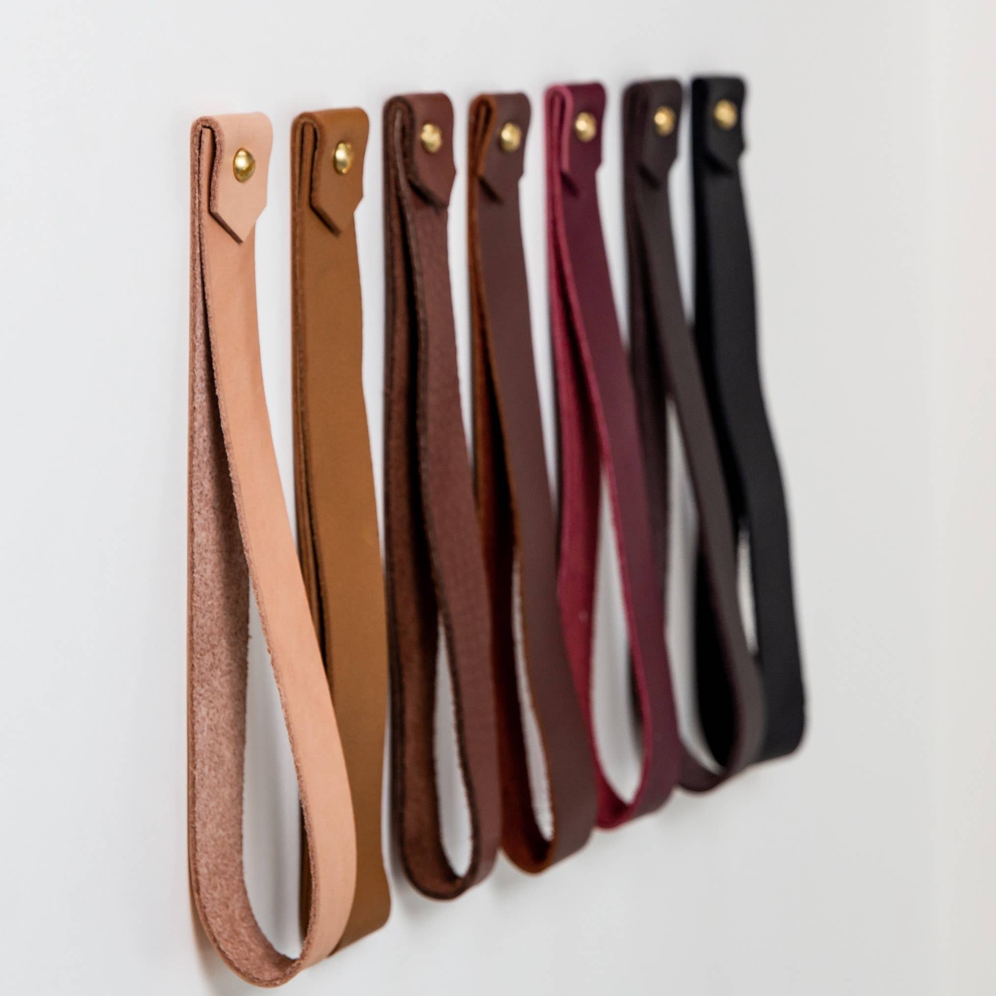 Keyaiira – wholesale Väggkrok – Stor läder väggrem [V'ed end]7