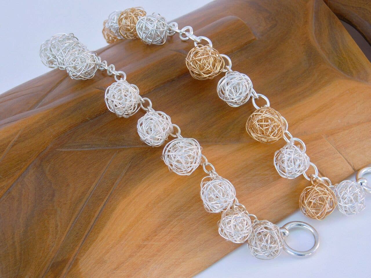 Silverthread Designs - Wholesale Charm/Dangle Bracelet - Gold-Filled and Silver – Silverthread Bobble Bracelet1