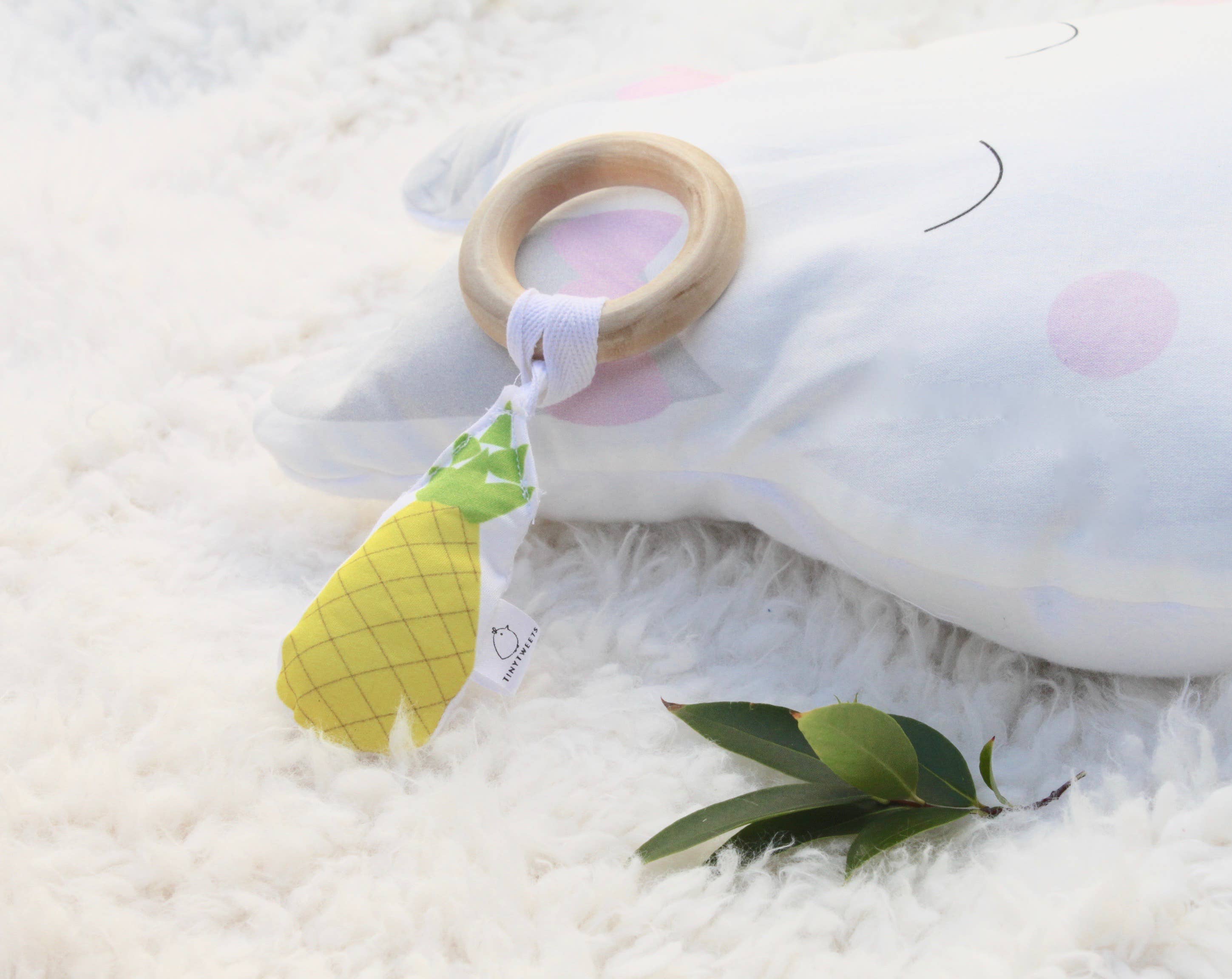 TinytweetsKids - Wholesale Teether (Not Clip-On) - Baby - Pineapple Teething Ring- Baby Teether- Teething Toy2