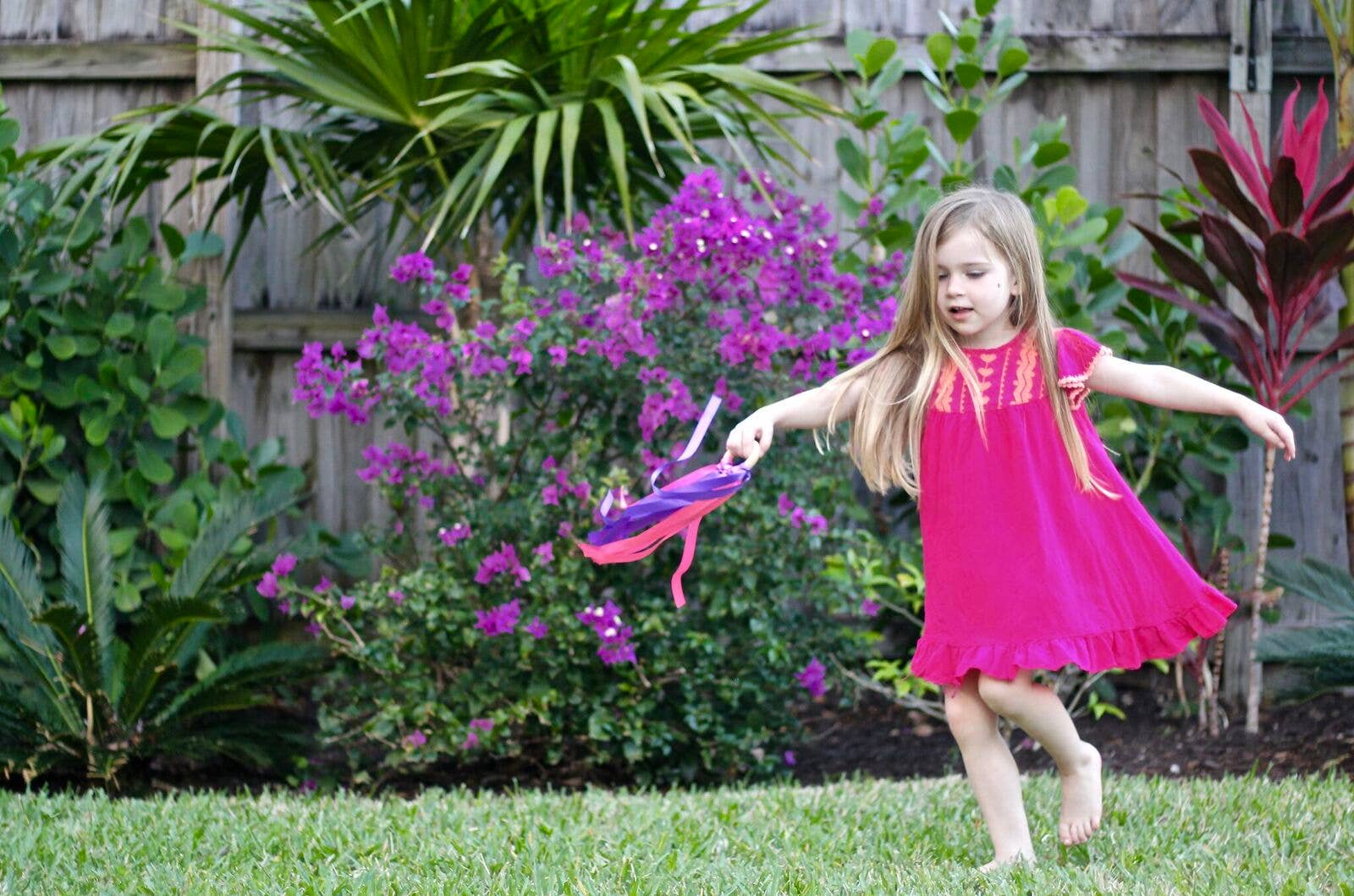 Mouse Loves Pig - Wholesale Classic Toy - Kids - Ballerina Ribbon Wand - Classic Toys, STEAM toys, Montessori1