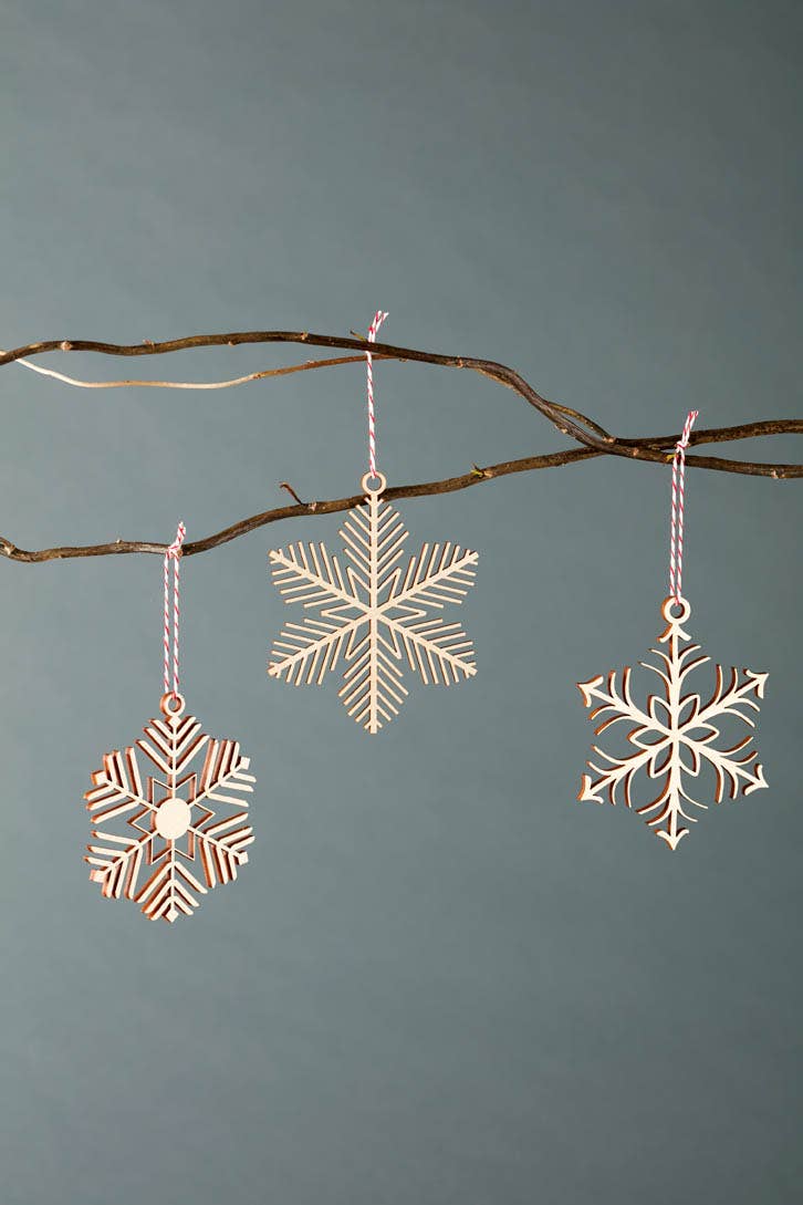 Light + Paper - Wholesale Ornament Set - Delicate Snowflake Wooden Ornaments3