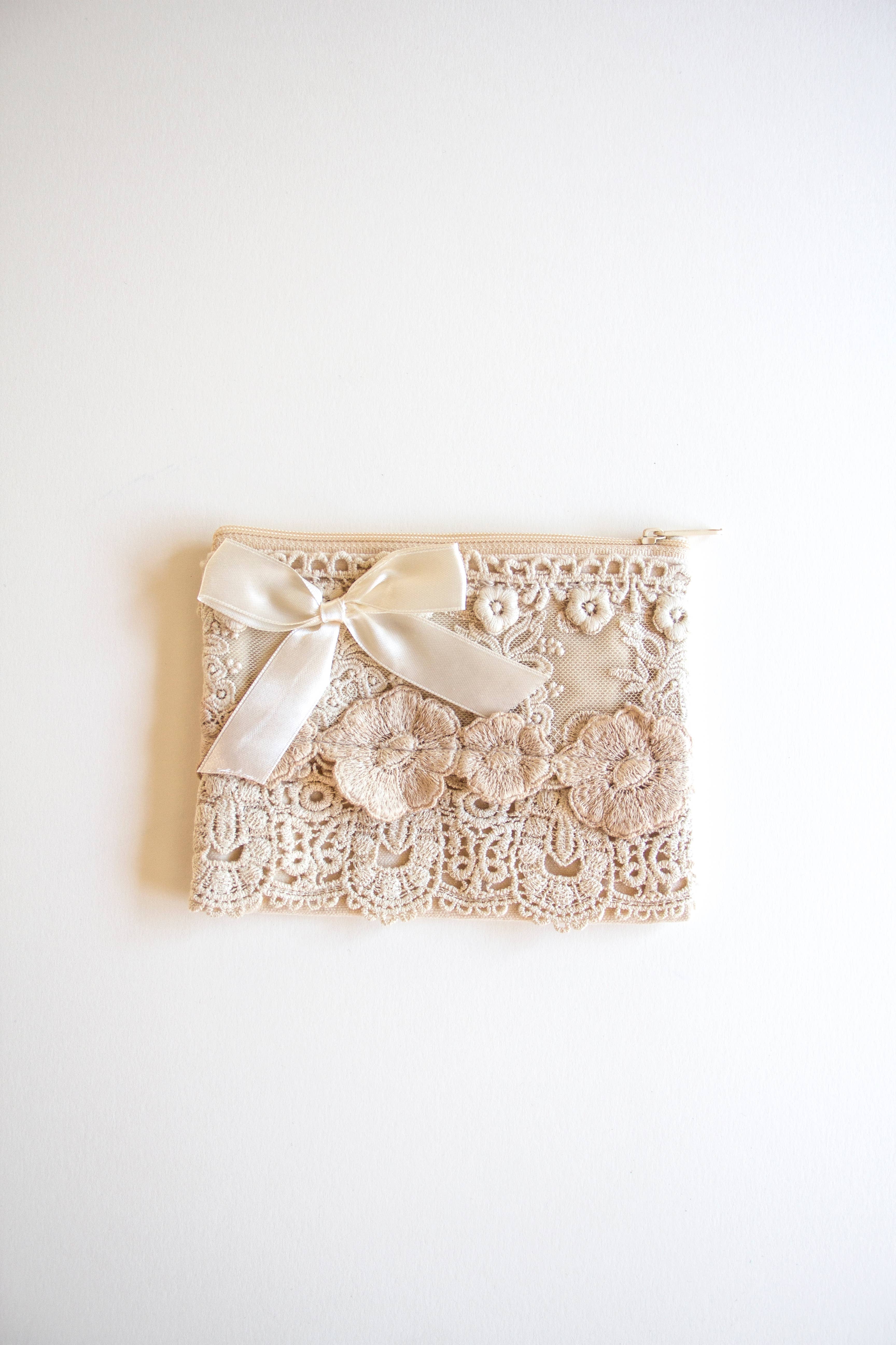 Miss Rose Sister Violet - Wholesale Purse/Bag Accessory - Women's - GIFT - Small lace zip bag - ANTIQUE CREAM