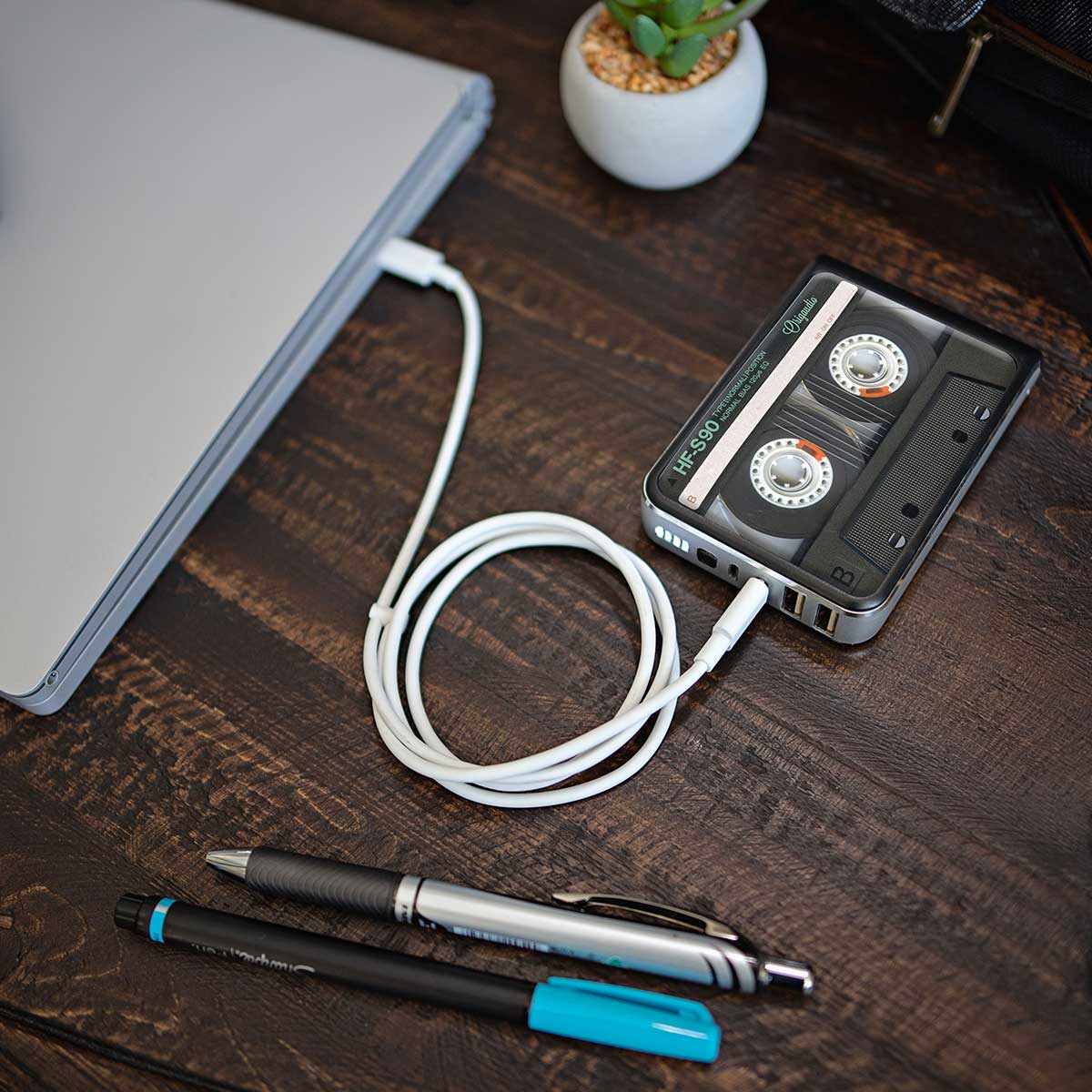 Origaudio - Wholesale Portable Charger - TenFour 2.0 Power Bank - Mixtape1