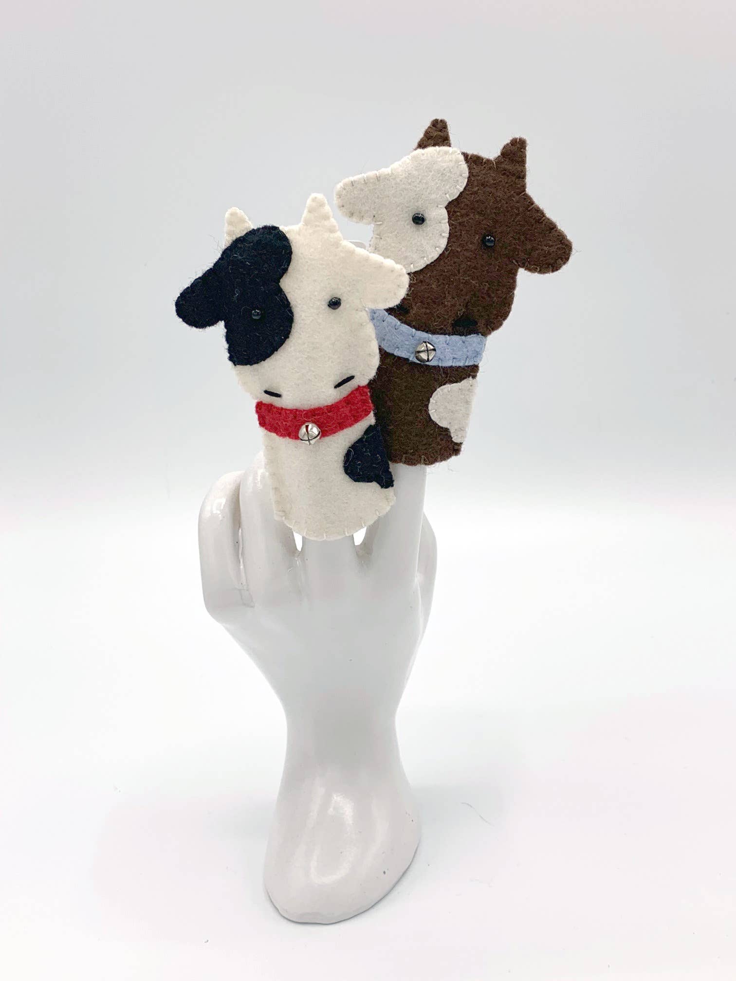 Lumpy Buttons - Wholesale Finger Puppet - Kids & Baby - Cow Felt Finger Puppet0