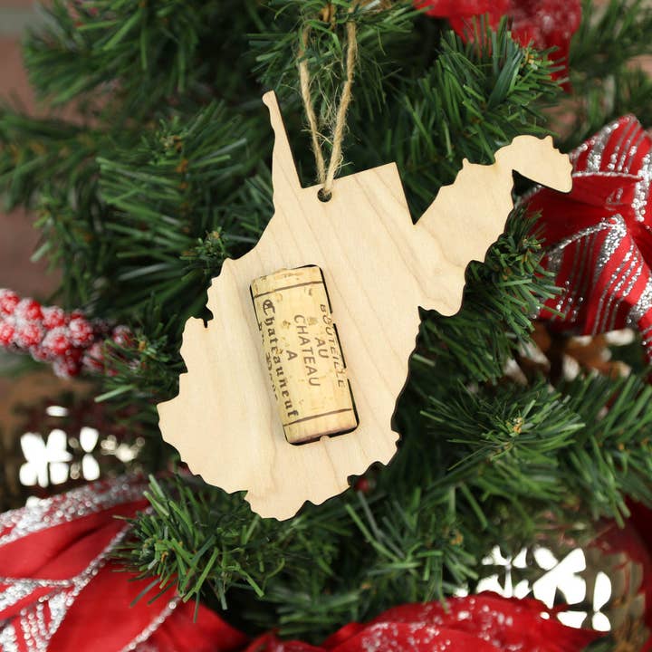 Torched Products - Wholesale Ornament - Wooden Wine Cork Trap Ornaments101