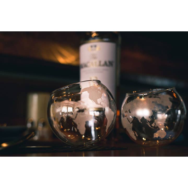 Prestige Decanters - Wholesale Cocktail/Liquor Glass - Spinning Globe Whiskey Glasses - Set of Two