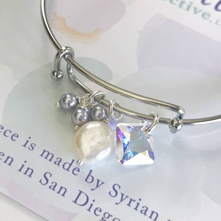 Jamila Collective, LLC - Wholesale Charm/Dangle Bracelet - Hadeel Bangle Bracelet - Lavender Pearl2