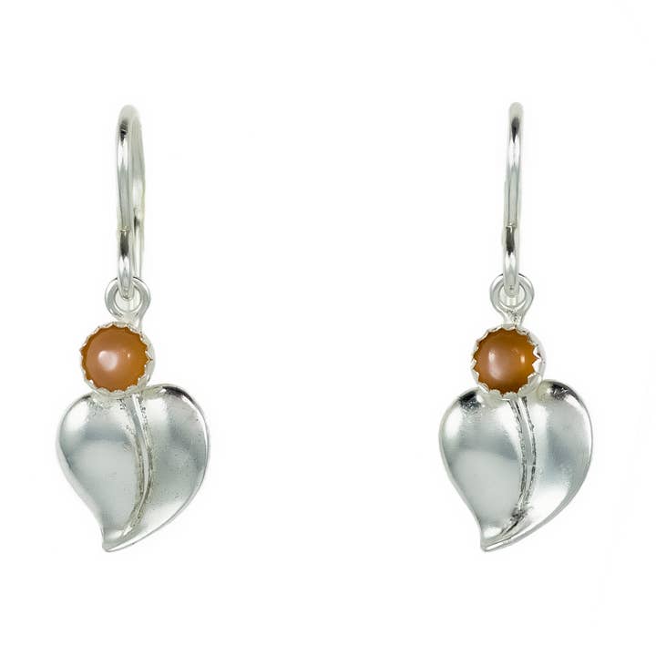 Spring Dainty Dainty Boucles d'oreilles Feuilles — 4 options de pierre ! pour la vente par Rose Ridge Jewelry